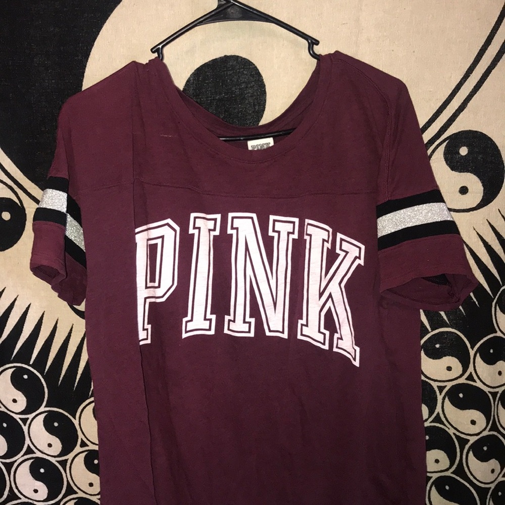 Maroon shirt, size Large